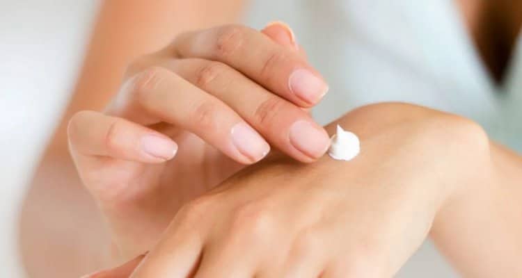 العلاجات المنزلية لأكزيما اليد